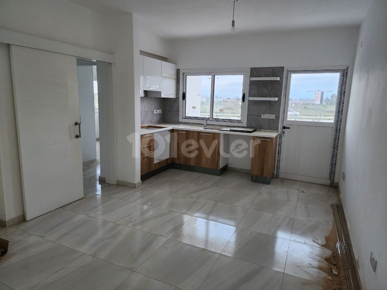 Kadıköy Merkezde Eşyalı Kiralık 1+1 Daire